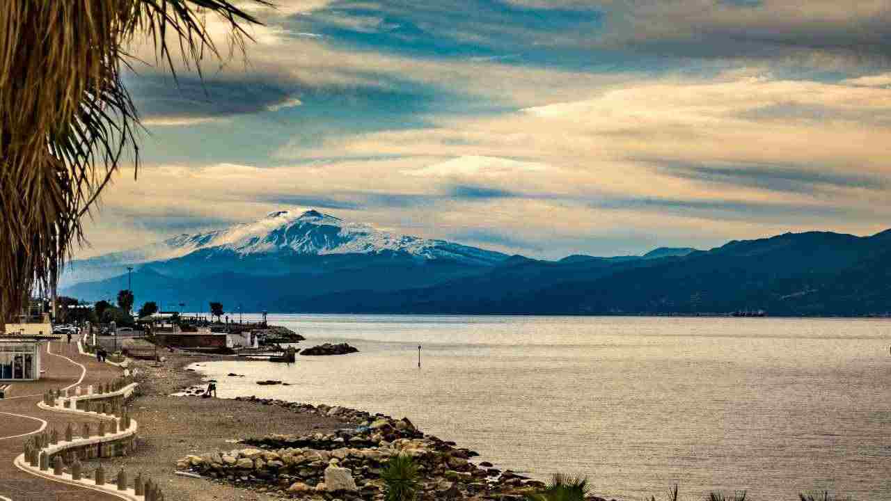 Calabria mare inquinato rapporto Goletta Verde