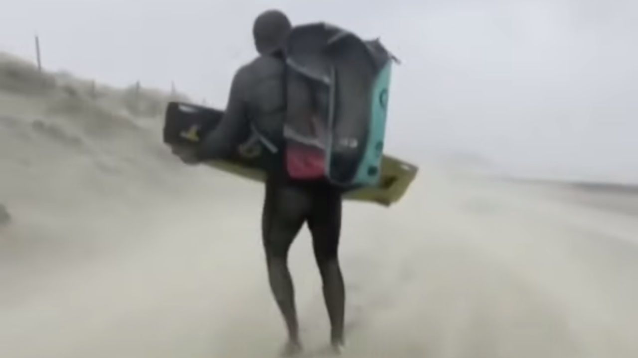 Video tempesta estiva kitesurfer portato via vento