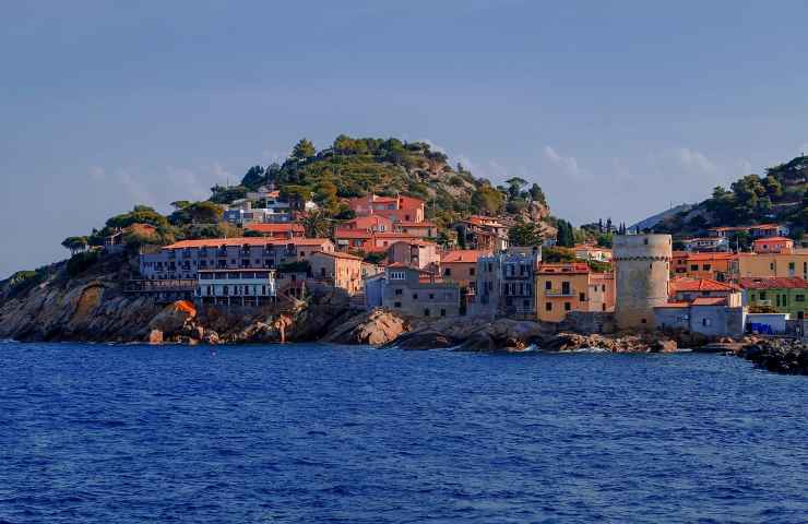 isola giglio quinto posto isola minore sostenibile