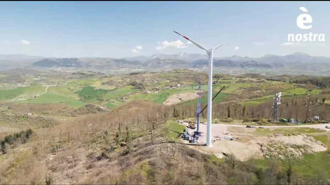 turbina eolica più grande d'italia
