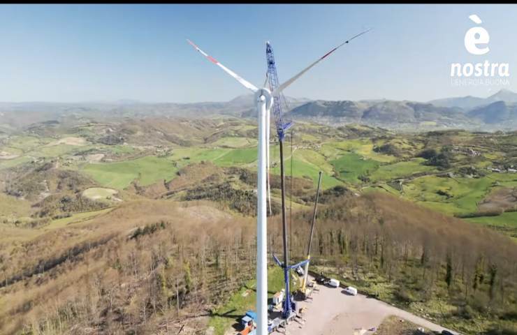 Gubbio pala eolica comunità energetica rinnovabile
