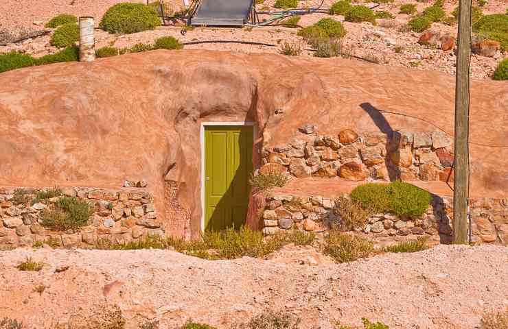 Coober Pedy città sotto terra deserto Australia