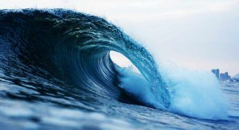Oceano Pacifico, le onde in California sono più alte: un pericolo che non annuncia nulla di buono