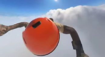 Il paracadutista mostra come è passare attraverso una nuvola: l’incredibile VIDEO