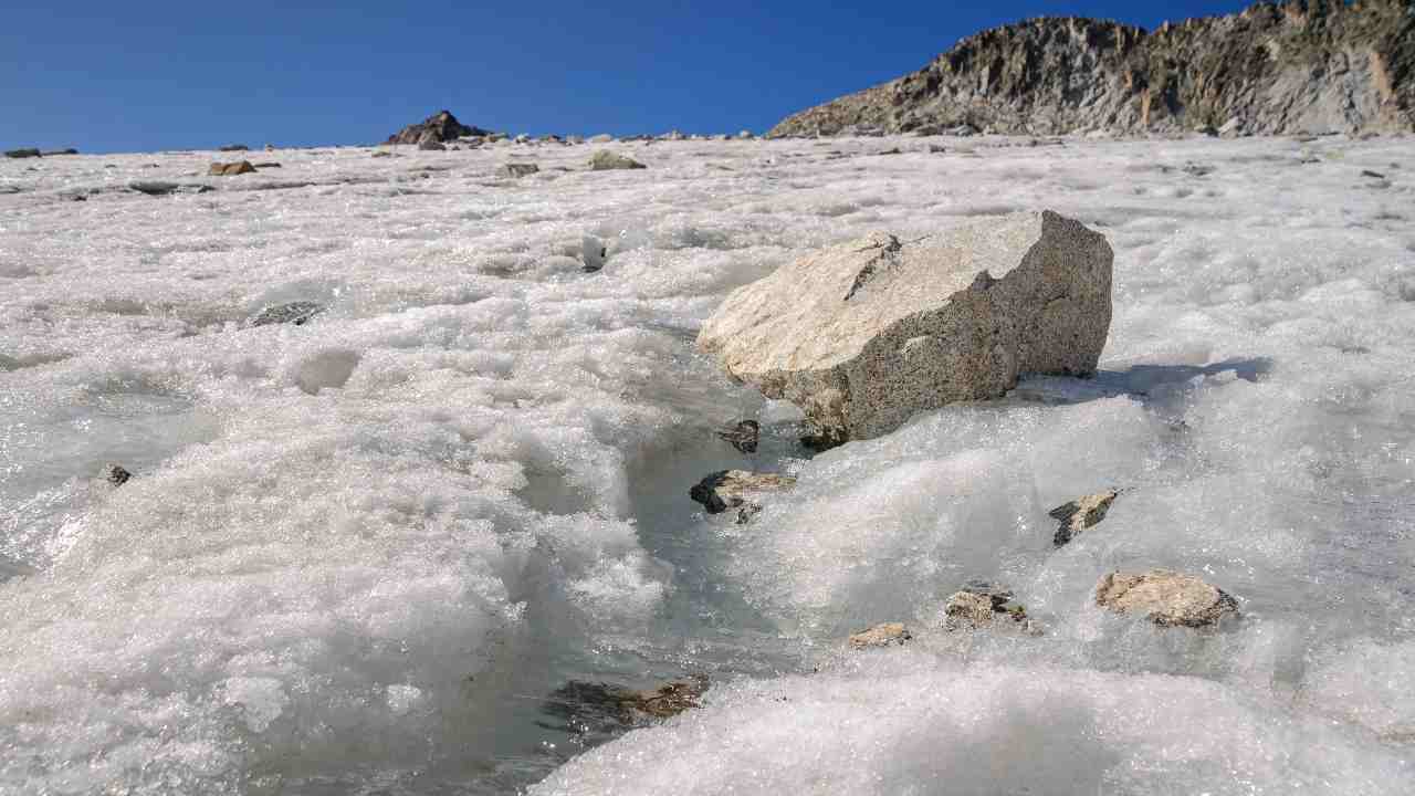 Picco Aneto scioglimento ghiacciaio Spagna