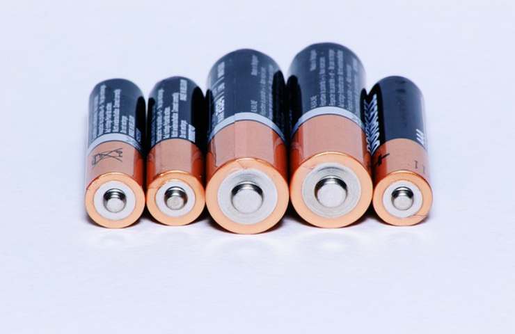 Batterie: dal 17 agosto nuova legge Ue