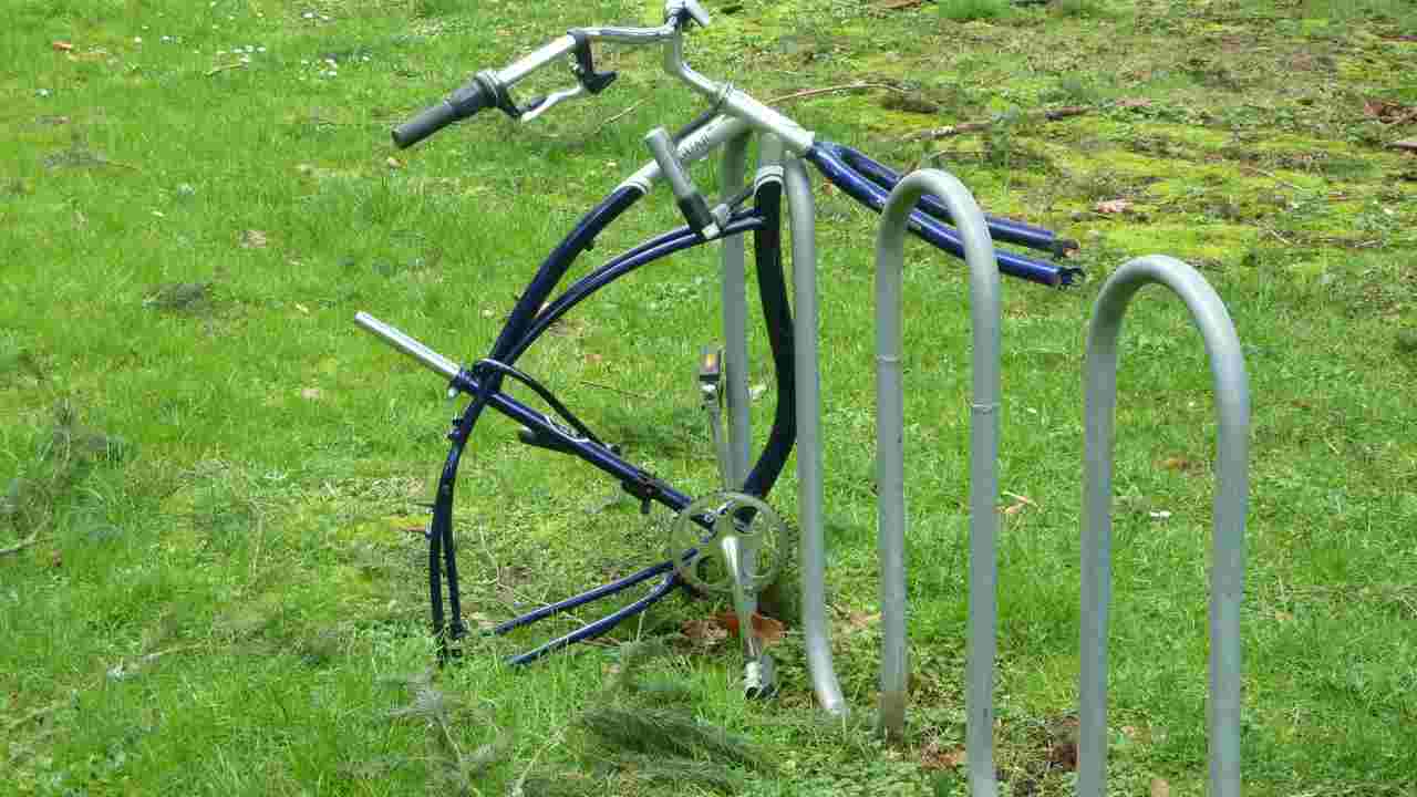 yerka bicicletta impossibile da rubare