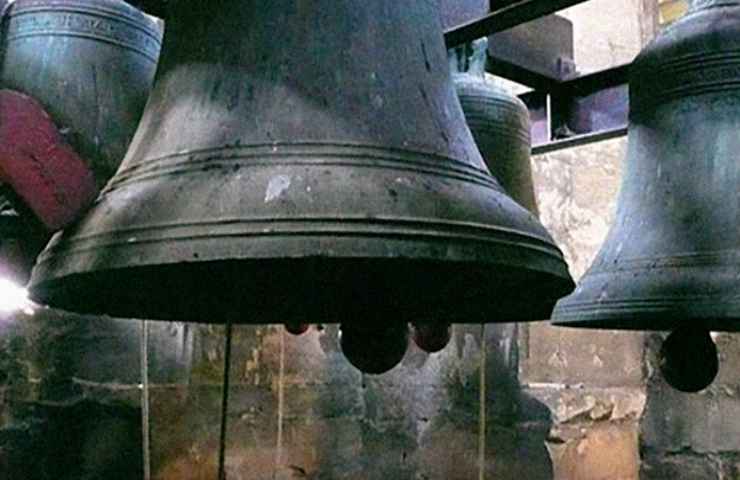 campane chiesa rubate