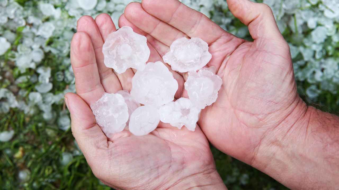 maltempo allerta arancione marche e lombardia