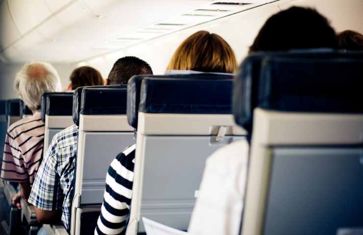 cosa fare se stai male in aereo