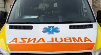 Travolto dal cestello di un’autogru: morto imprenditore di 46 anni