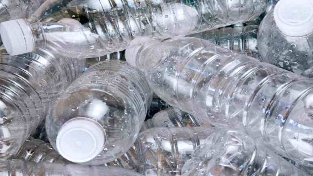 Unep accordo produzione plastica prima bozza