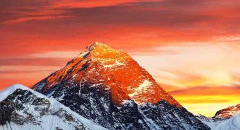 Monte Everest, si ascoltano strani rumori: la provenienza