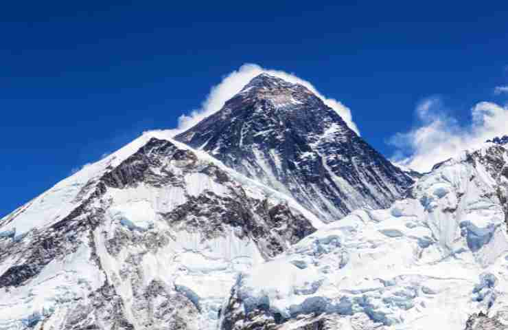 Rumori everest