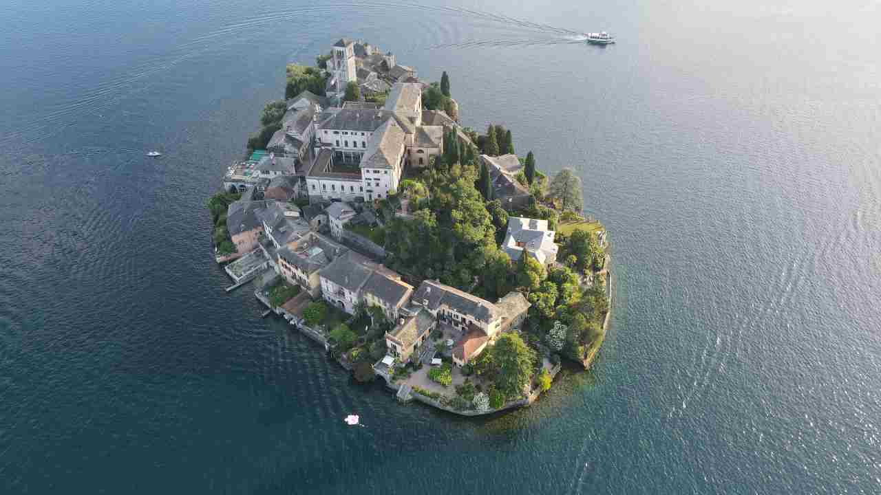 Orta San Giulio, tra i villaggi assurdi e belli nel mondo