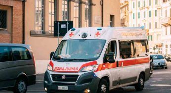 Travolta dall’auto condotta dalla suocera: morta una giovane madre