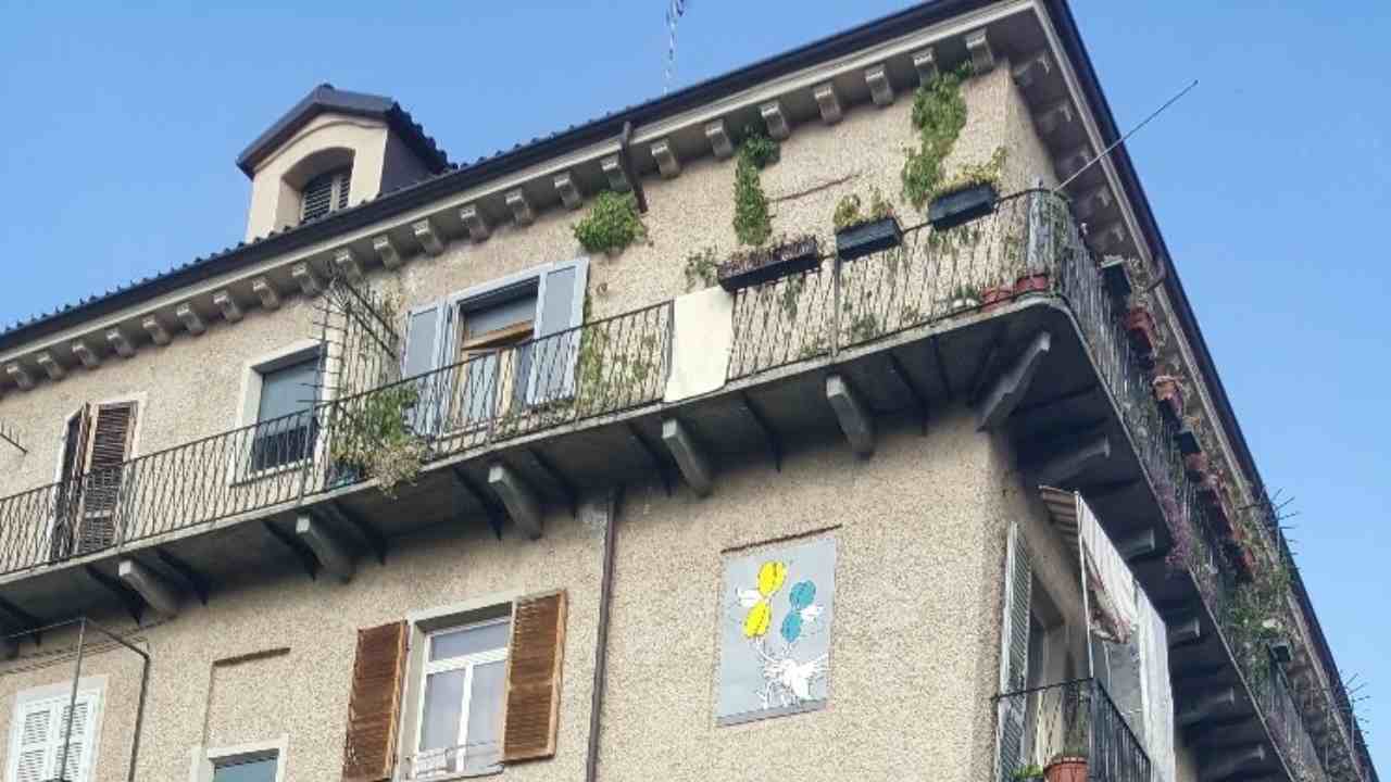 Il borgo trasformato in un museo a cielo aperto: le caratteristiche