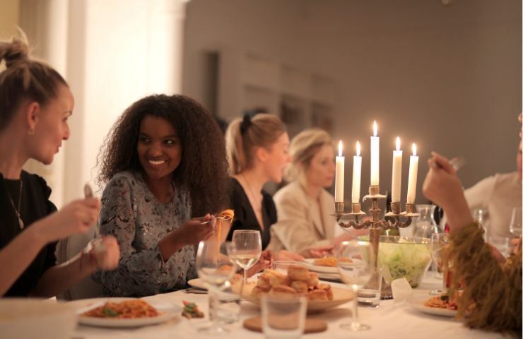 Cena tra amiche