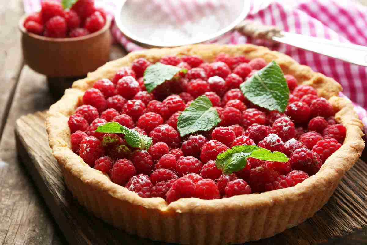 Crostata vegana ai lamponi 