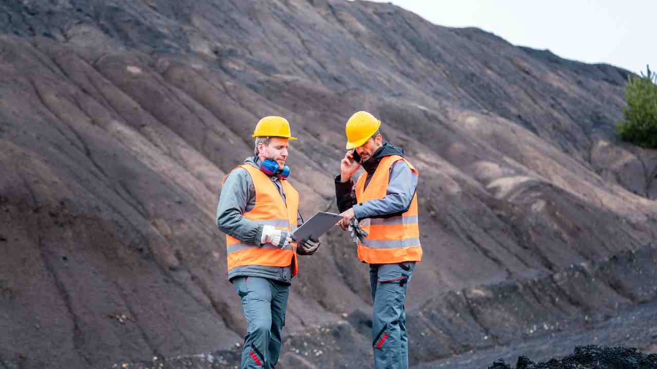 Stop estrazioni minerarie