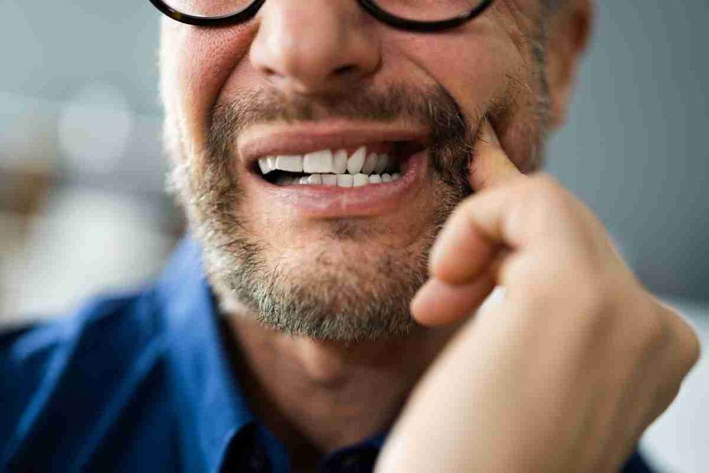 Sognare che cadono i denti, significato e interpretazioni - Ecoo.it