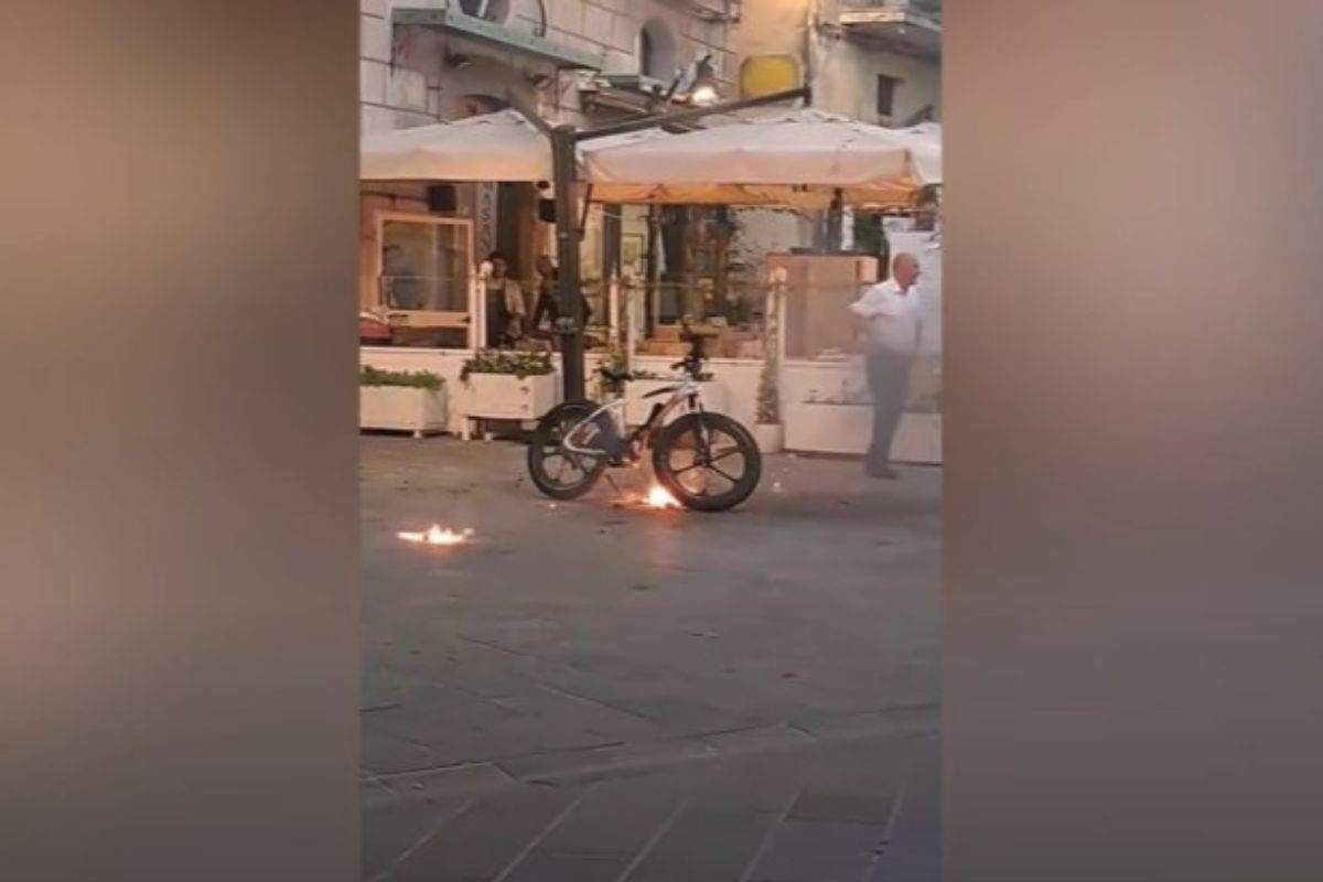 e-bike autocombustione