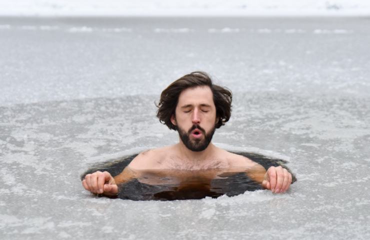 bagno nell'acqua fredda contro l'ansia