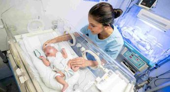 Prematuri bimbi piuma: Charlie e i gemelli Jack e Jacob