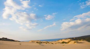 Non è il Sahara, ma il deserto più grande d’Europa: dove si trova, un patrimonio naturale nel cuore del Mediterraneo