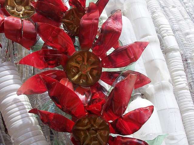 Stella Di Natale Con Bottiglie Di Plastica.Decorazioni Di Natale Con Il Riciclo Creativo